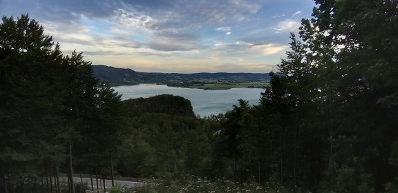 Anfahrt - Blick auf den Kochelsee
